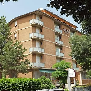 Ariston Hotel