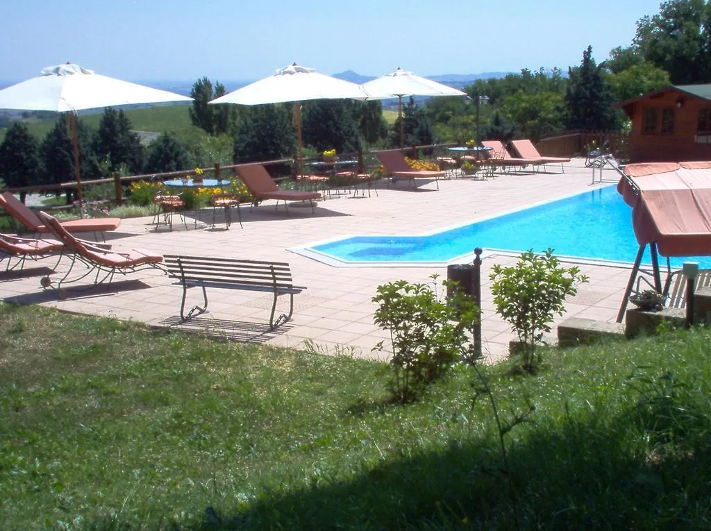 Farm stay Agriturismo Monte Valbelle Villa Castrocaro Terme